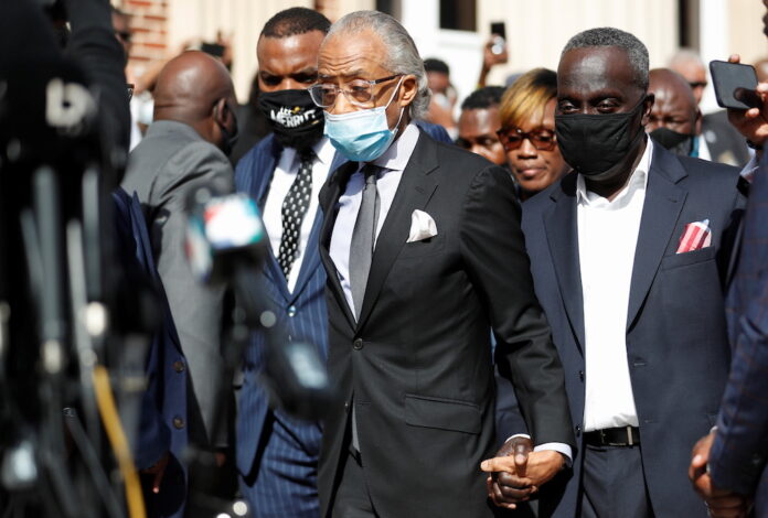 Black pastors rally at US trial of slain jogger
