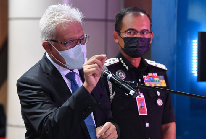 Home minister: Expatriate Services Division facility to speed up issue of expat immigration passes