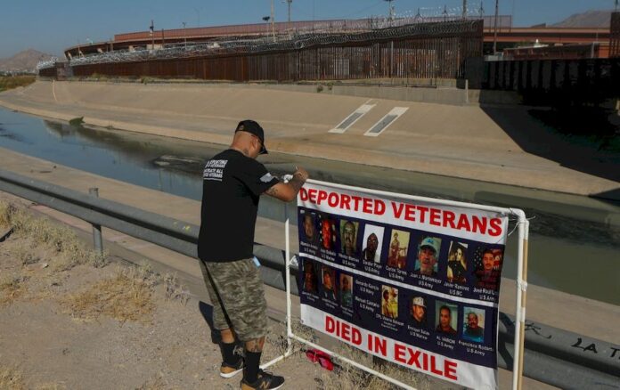 Deportees despair despite US-Mexico border reopening