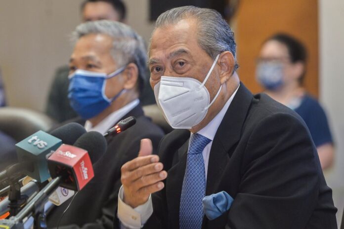 Anwar, quartet fail in bid to challenge Muhyiddin's advice to King to suspend Parliament