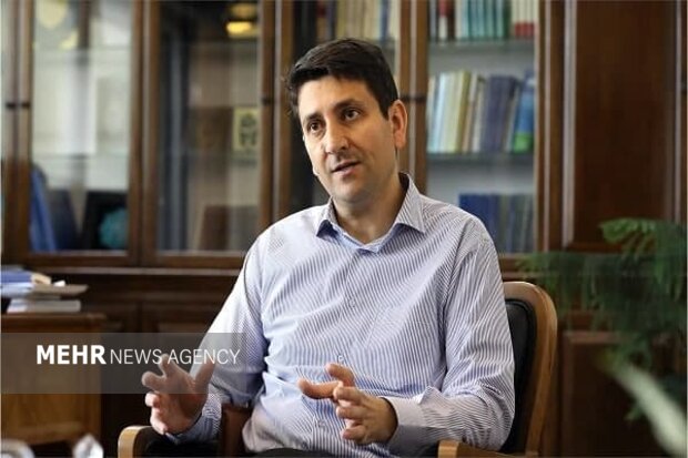 پارسی نیوز: در تولید علم هوش مصنوعی قوی و در توسعه ضعیف هستیم