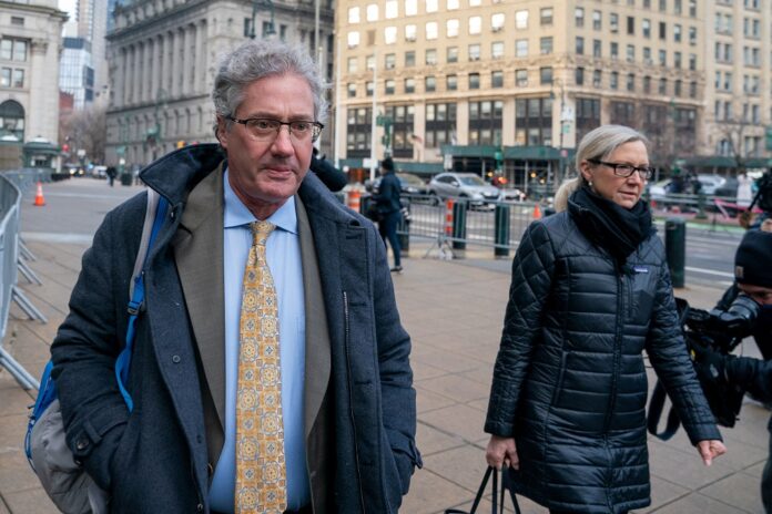 'Stay safe,' judge says, as Maxwell jury breaks for Christmas amid Covid surge