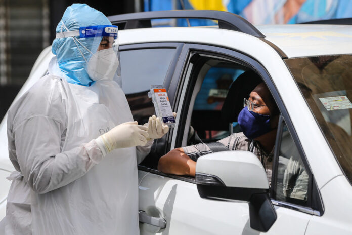 Minister says no plan to change maximum retail price of Covid-19 self-test kit