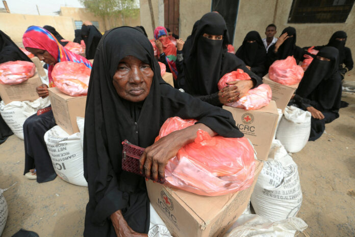 UN agency says to cut food aid to Yemen for want of funds