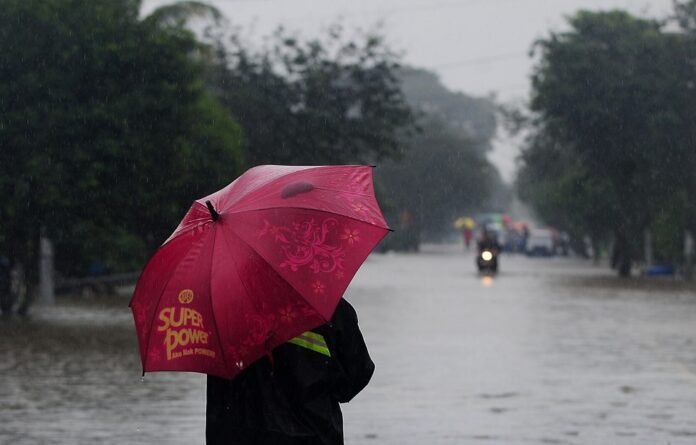 Port Klang Authority: Operations in Port Klang affected by floods