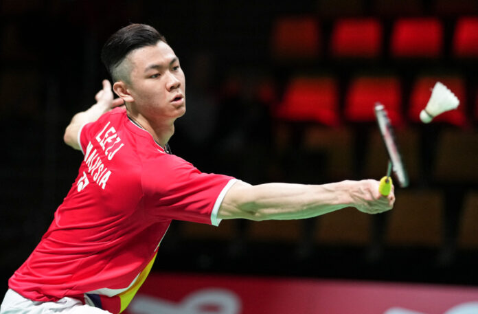 Zii Jia off to winning start at BWF World Tour Finals