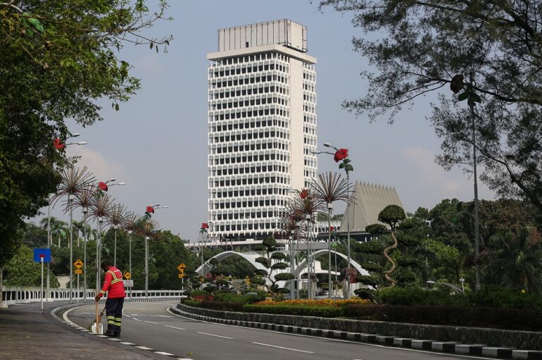 Issues on 5G technology, cryptocurrency among focus of Dewan Rakyat today