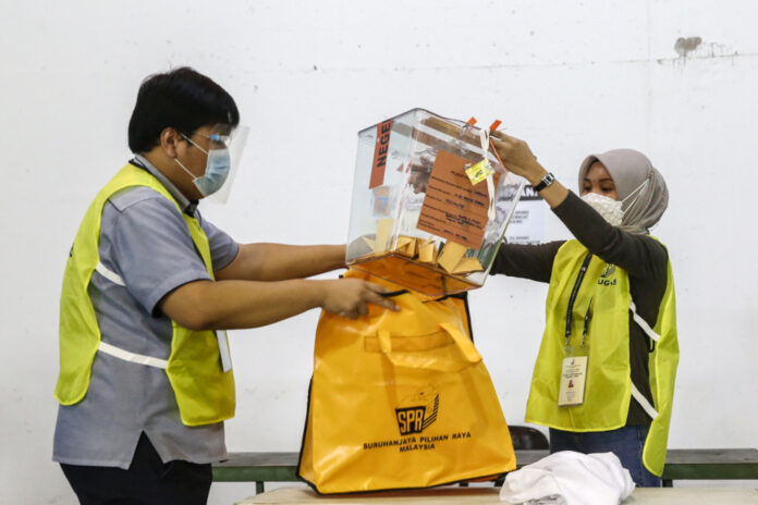 Sarawak polls: Early voting turnout at 89pc, says EC