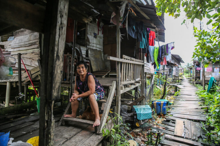 In Satok, a Dayak settlement’s sole Indian family recalls a life without electricity for 30 years