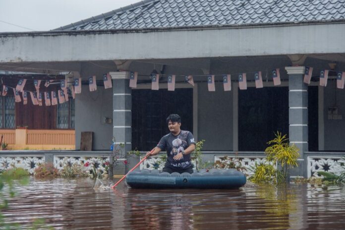 MetMalaysia raises rain alert level to red for Klang Valley
