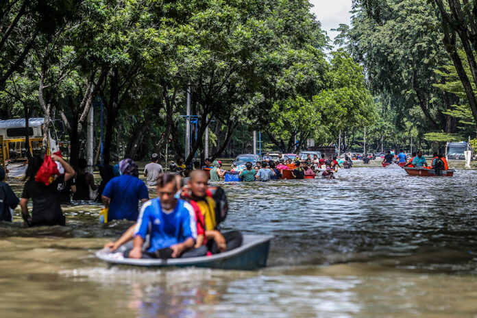 Finance minister: RM83m set aside through GLC, GLIC Disaster Recovery Network to help flood victims