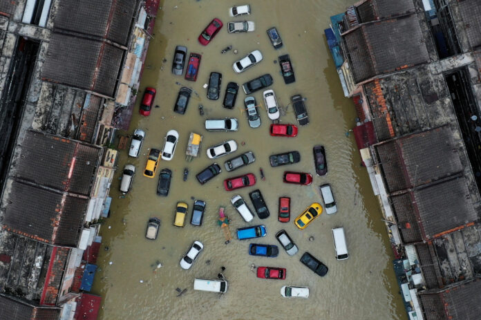 Home minister: Police Light Strike Force to be deployed to check vehicle thefts in flood-hit areas