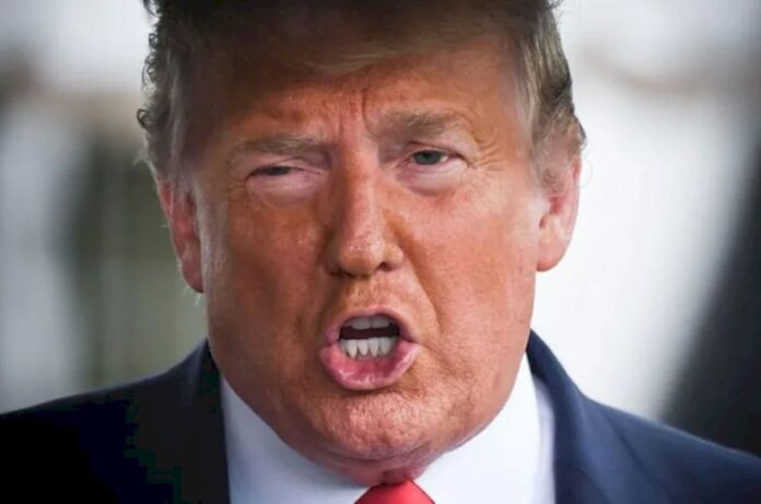 Trump asks Supreme Court to block release to Capitol riot probe