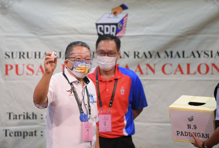 Wee Hong Seng will continue to be Kuching South City mayor should he win in Padungan