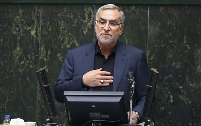 وزیر بهداشت: در دولت قبل، واکسن وسیلهای شده بود تا مردم تحت فشار قرار بگیرند و FATF و برجام را قبول...