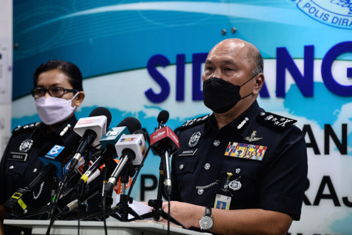 'Datuk' among 10 individuals arrested over bogus forex investment scheme
