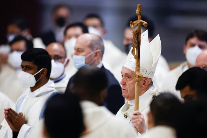 Violence against women insults God, pope says in New Year's speech