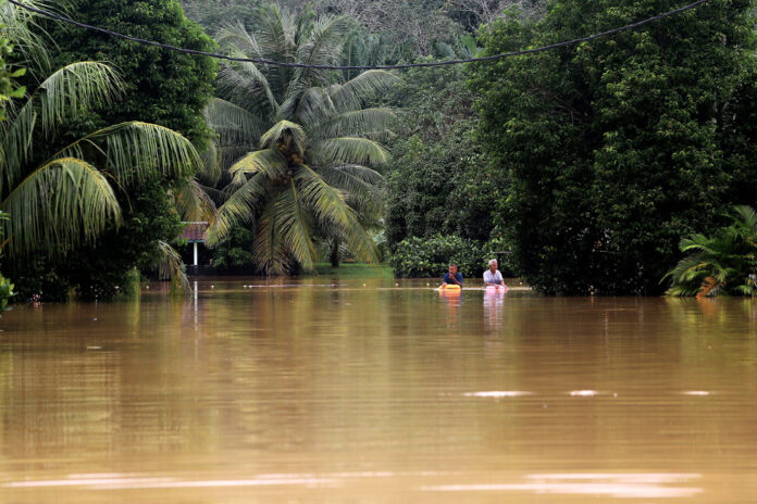 Floods in Sabah worsen, two more districts affected