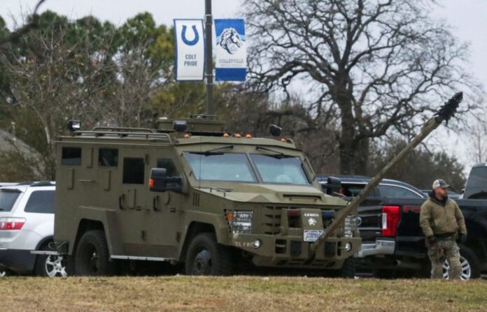 Police respond to 'hostage situation' at Texas synagogue