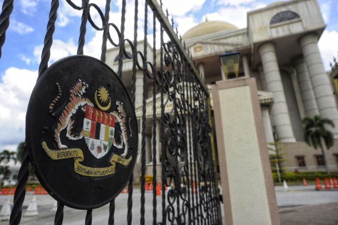 At KL High Court, no third parties come to claim more than RM500,000 belonging to Alvin Goh, Addy Kana's wife