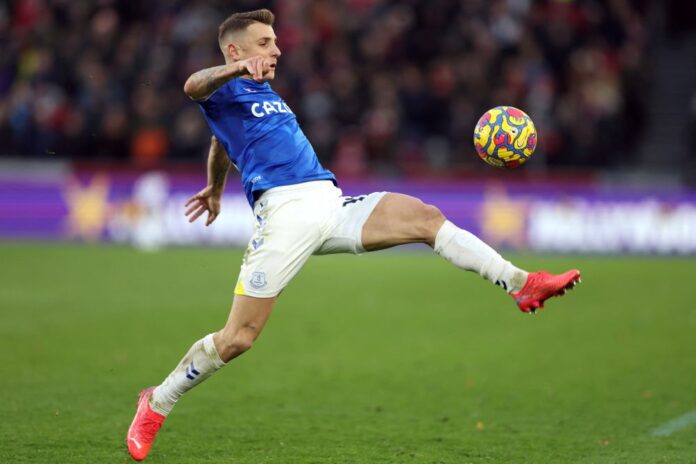 Frenchman Digne bids goodbye to Everton fans ahead of Villa switch