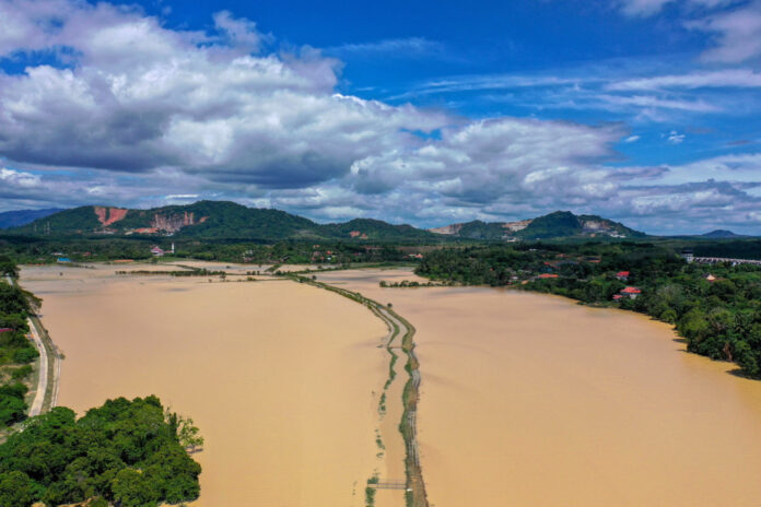 Floods: Drop in number of evacuees in five states