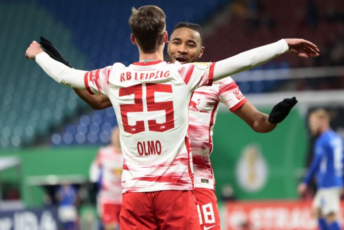 Gladbach dumped out of German Cup, Leipzig into quarters