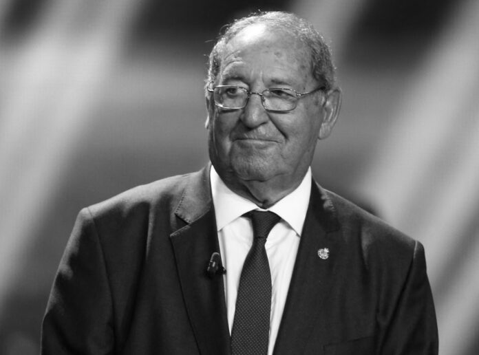 Real Madrid great Gento dies aged 88