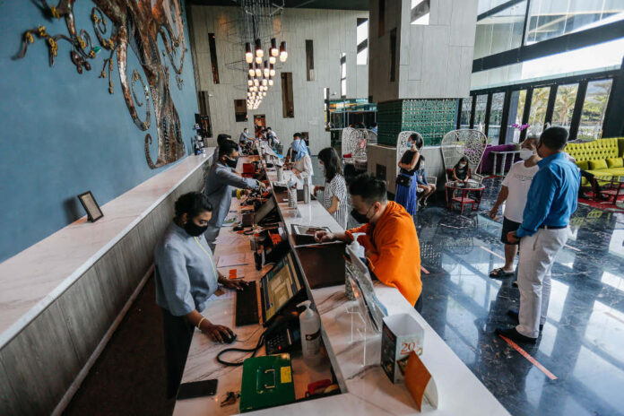Socio-Economic Research Centre: A better year in 2022 for Malaysian economy