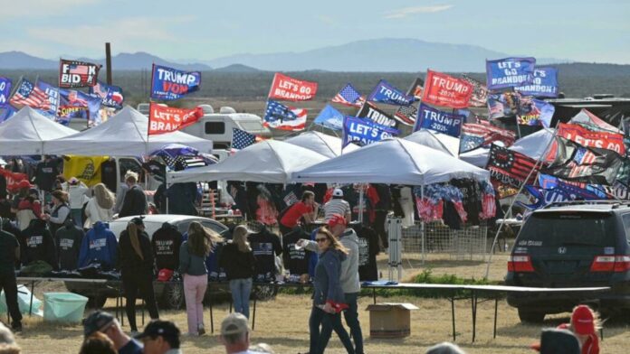 Trump to rally faithful in Arizona