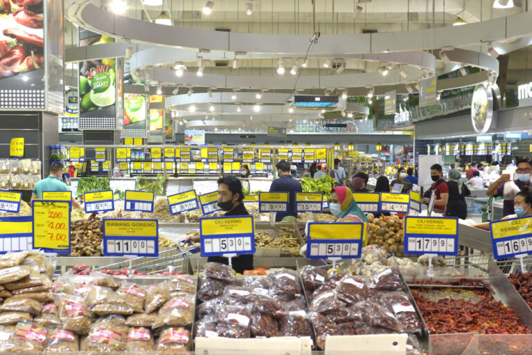 Floods: Food supplies sufficient in Kelantan, no panic buying, says Domestic Trade Ministry