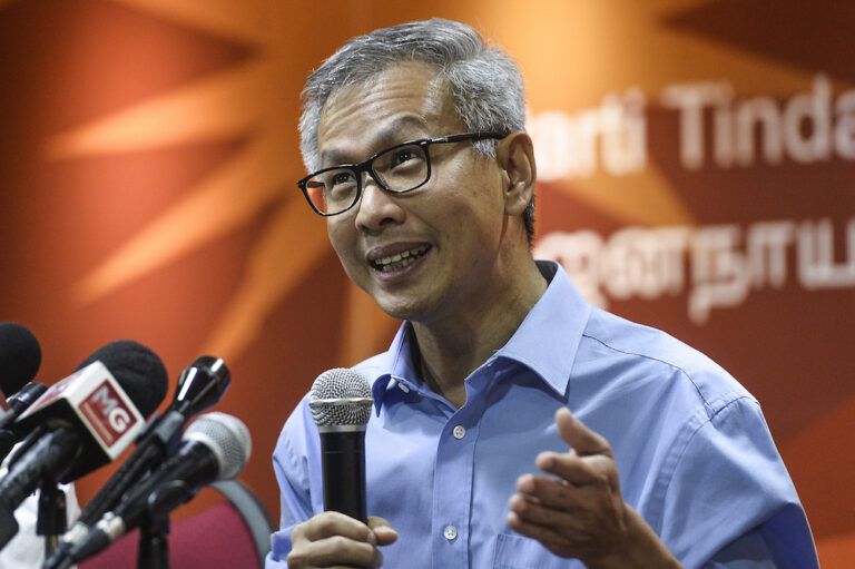 ‘Worst possible example for our children’: Tony Pua slams Johor Chinese school after Najib speaks there
