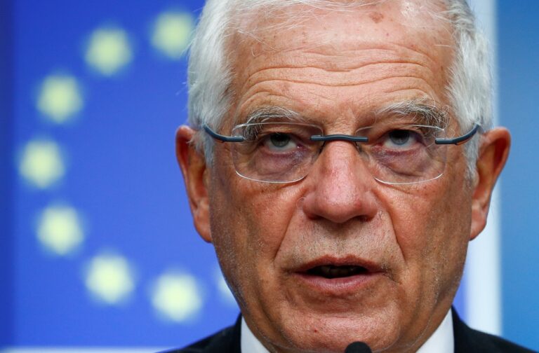 EU agrees sanctions ‘to hurt Russia’ over Ukraine crisis