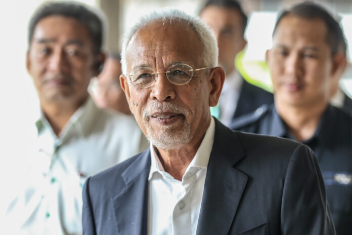 Shahrir Samad's money-laundering trial to start July 26