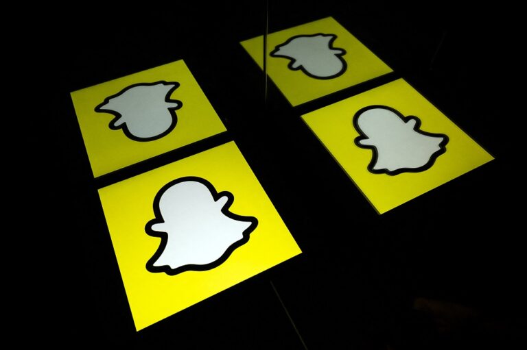 Snapchat and Skype roll out new features to keep users safe IRL