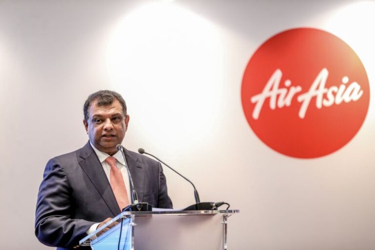Report: AirAsia founder Tony Fernandes tells SE Asia govts ‘closed borders aren’t logical anymore’