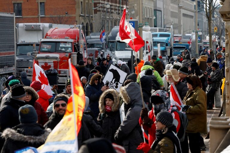 Canadian government wants to quickly clear Covid protest blockades in Ottawa