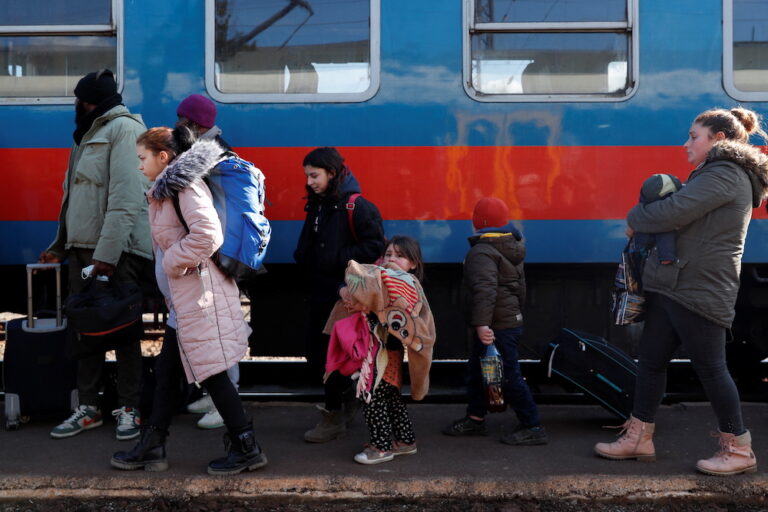 EU plans to grant Ukrainians right to stay for up to three years