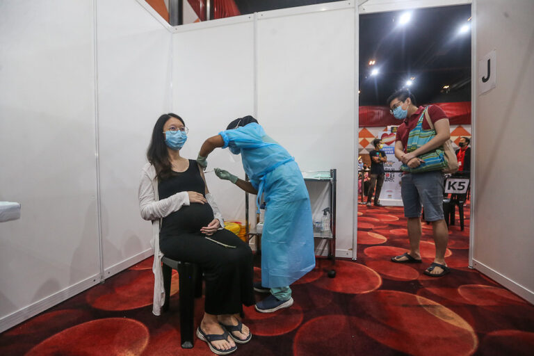 MoH urges pregnant women to get Covid-19 booster shot