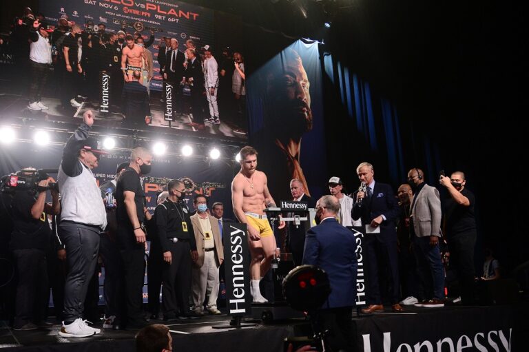 Canelo moves up to fight Bivol for light heavyweight crown