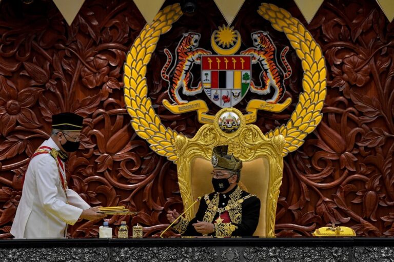 In Parliament address, King calls for unity among MPs to get difficult jobs done