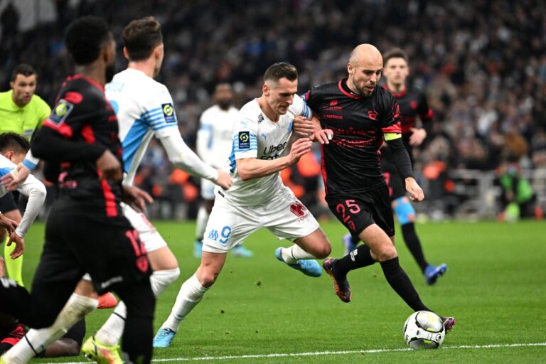 Marseille miss chance to cut into PSG's runaway lead