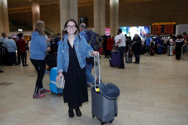 Israel to admit unjabbed tourists as Covid cases fall