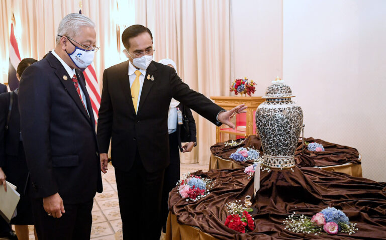 Malaysia, Thailand agree to conduct KL-Bangkok HSR feasibility study, says PM