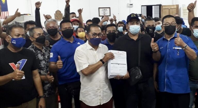 Umno veep denies power struggle within BN reason for delay in naming candidates for Johor poll