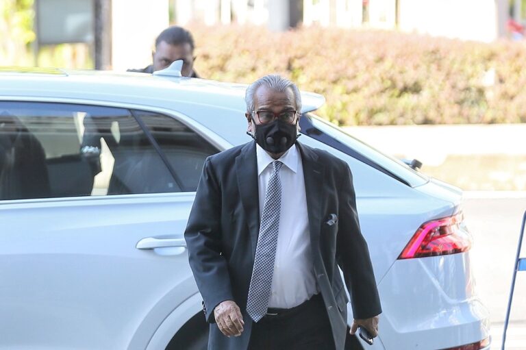 RM9.5m received by lawyer Shafee from Najib not a loan, court told