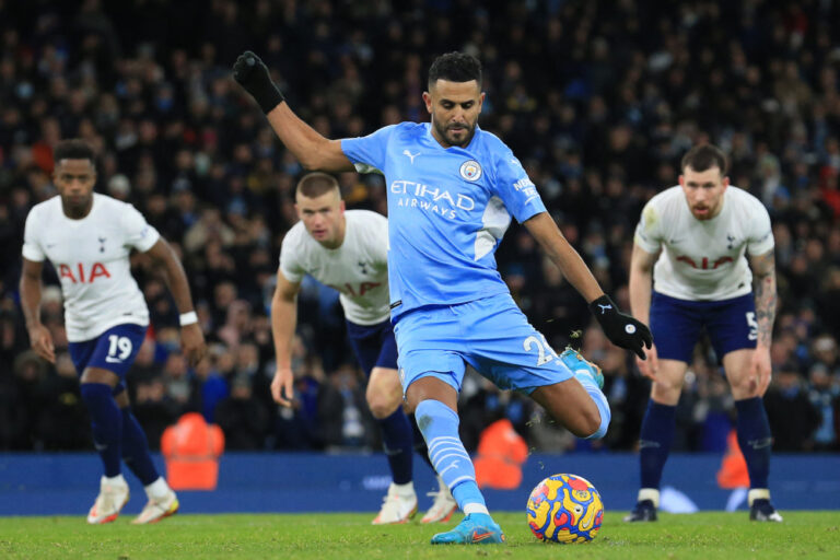 Man City stumble raises prospect of another epic title duel