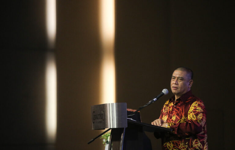 Perak MB urges teachers to not retire early over Covid-19 fears