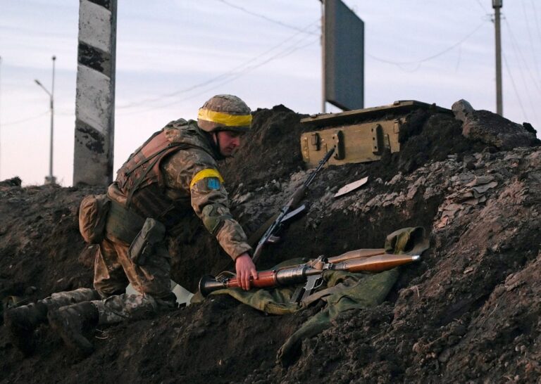 Russia plans to 'decapitate' Ukraine government, says US defence official