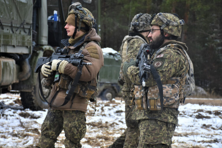 US bares intel on Russia in risky strategy to prevent Ukraine invasion